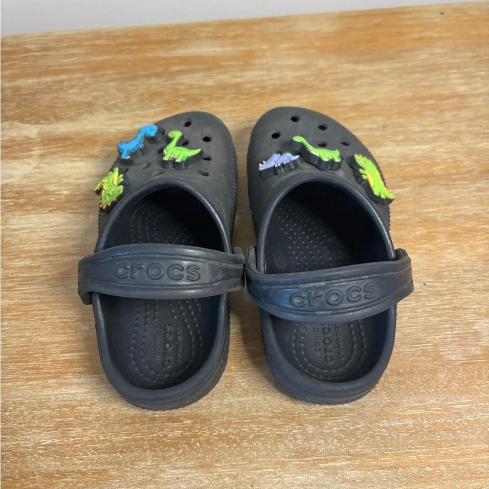 CROCS Black Water‎ Shoes Classic Comfort with Dinosaurs